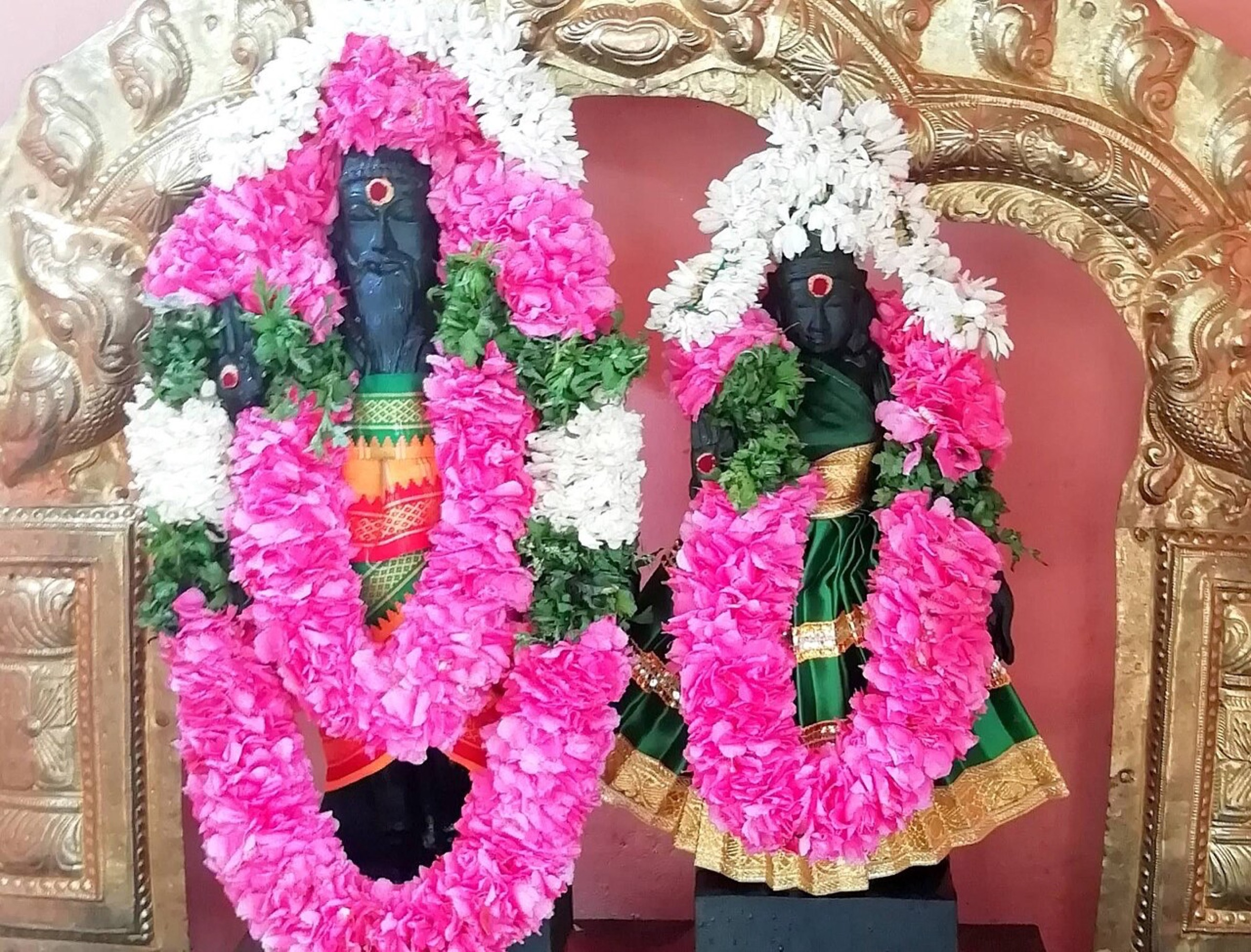 Agastya and Lopāmudrā at Sri Lobamudra Sameda Agasthiyar Temple, A. Vallalapatti, Madurai, photographed by Chaemba in 2019. Traditional religious images of the two figures