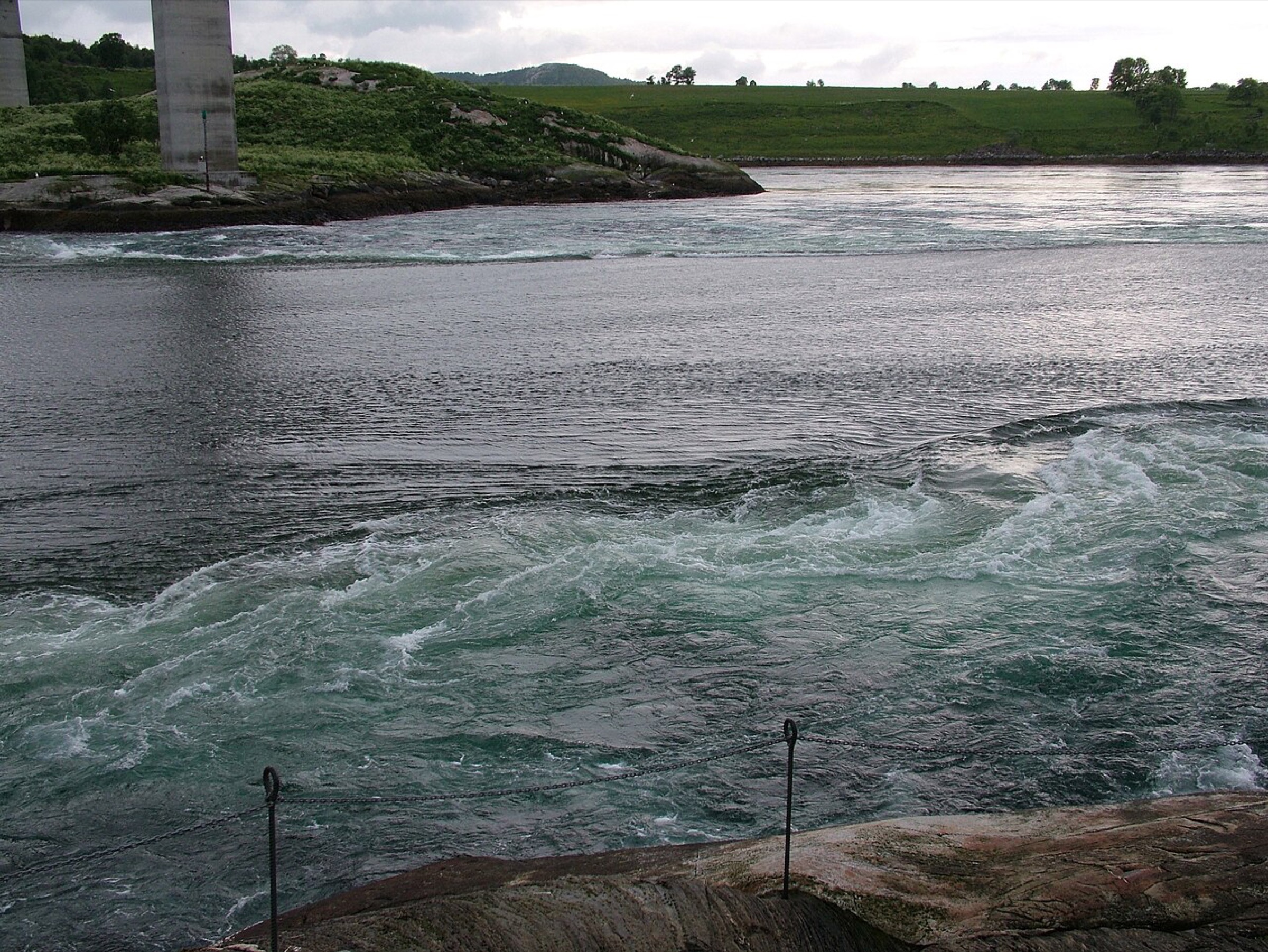 Saltstraumen, northern Norway. This landscape illustrates the coastal setting associated with Rauðr’s Godey tradition; it does not identify his residence or claim to depict the events of the saga