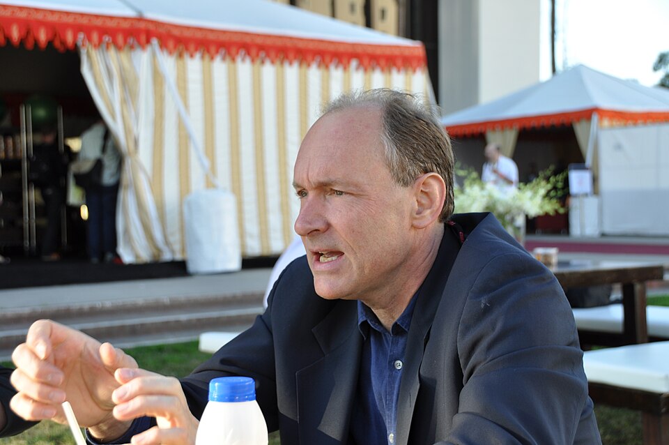 Tim Berners-Lee at the 2009 TED conference